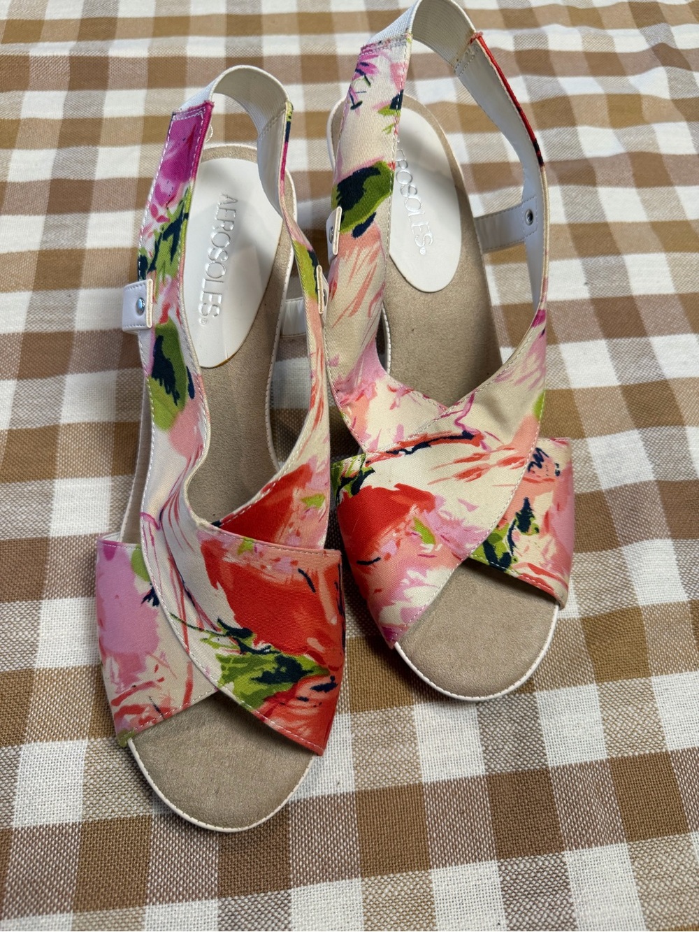 AEROSOLES Floral Slingback Comfort Heels Peep Toe Sandals NWOT 8.5